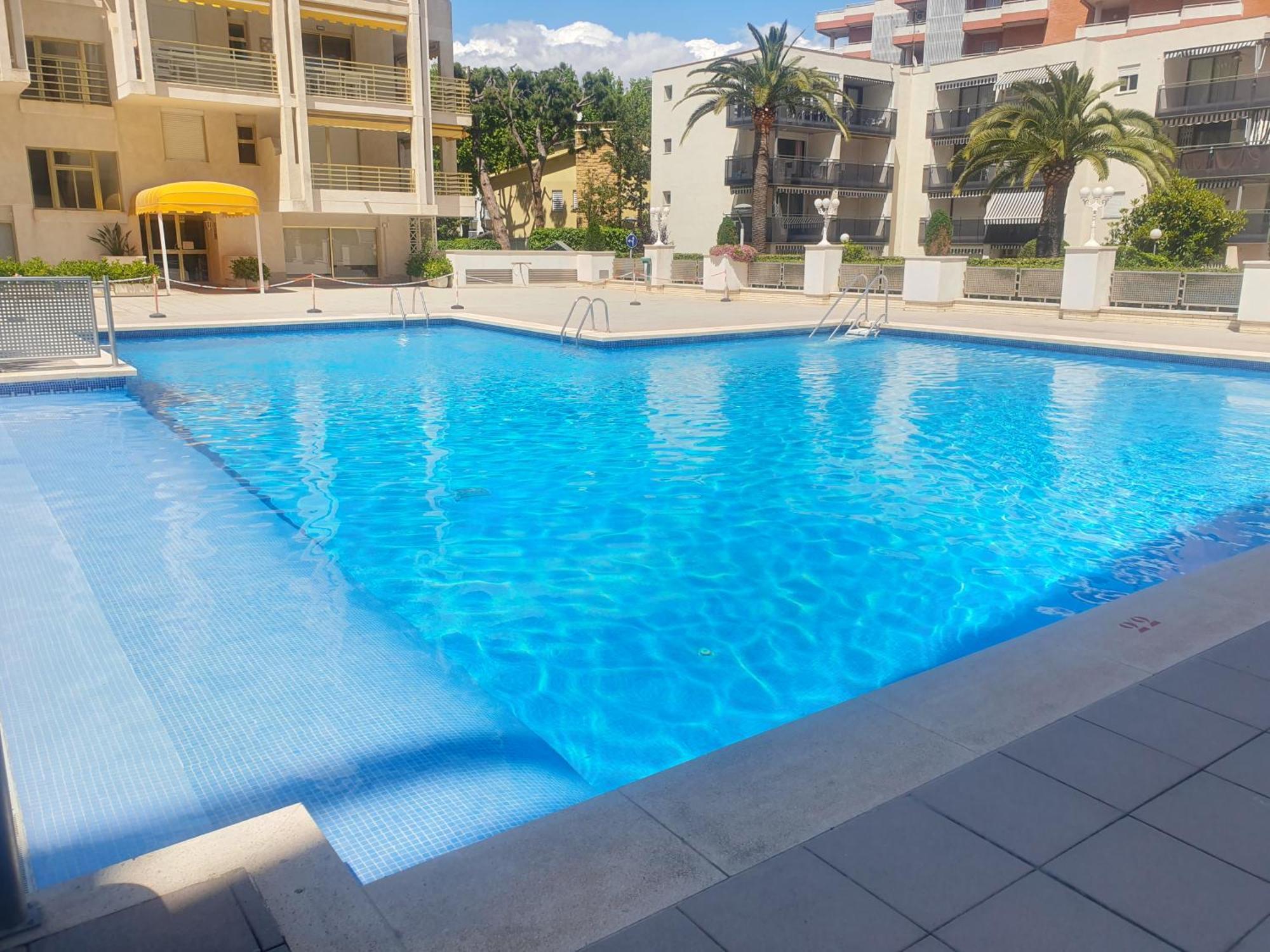 Salou Novelty Primera Linea De Mar Bagian luar foto